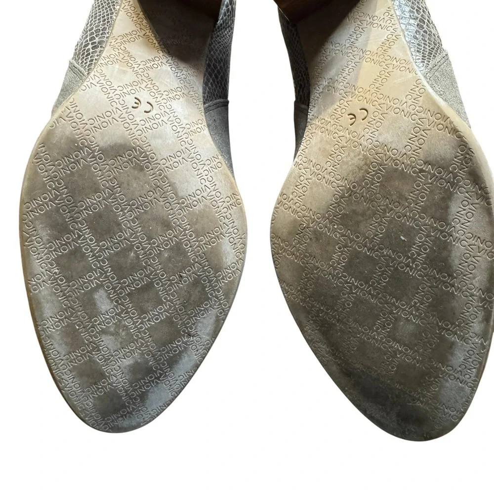 Vionic Anne Booties Womens Size 9.5 Gray Suede Snake Print Ankle Zip Comfort